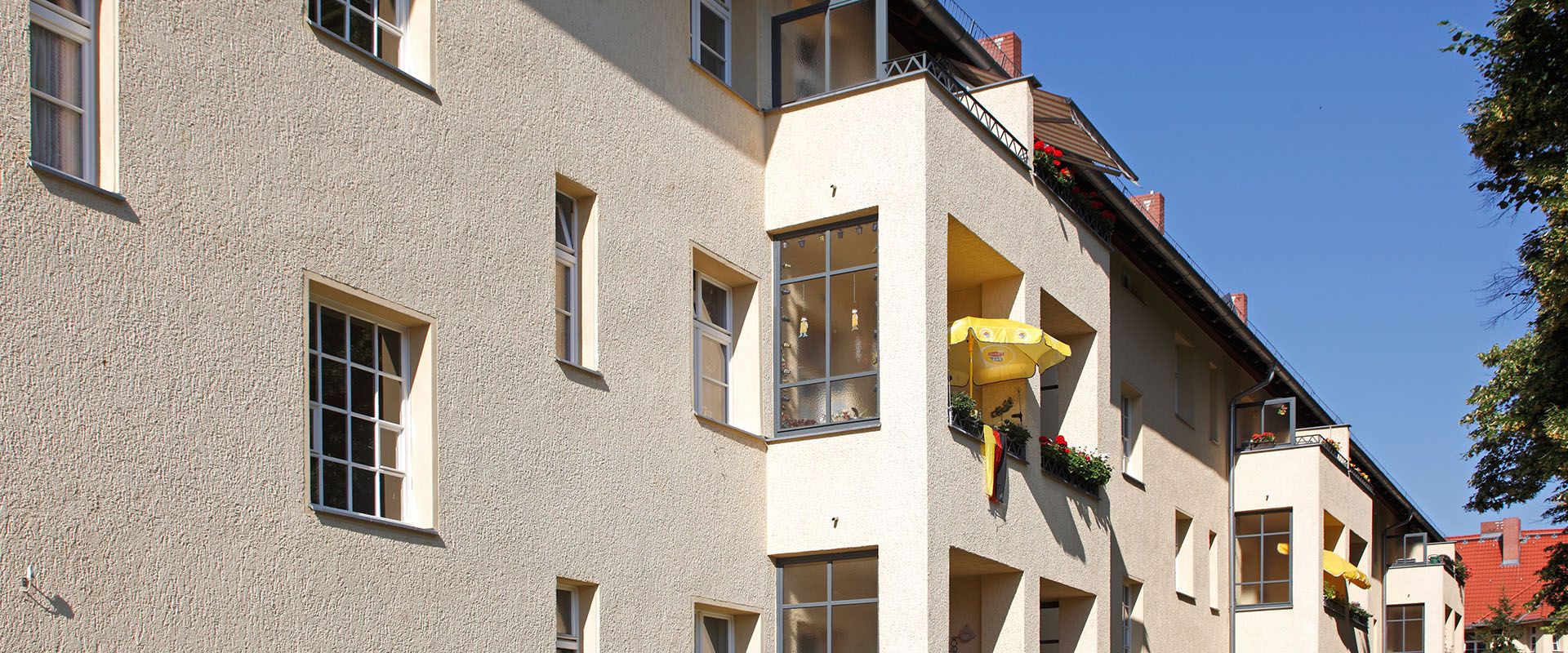 Eingangsbereich Wohn- und Pflegeheim, Innenausbau Tischlerei Mark Bähr.